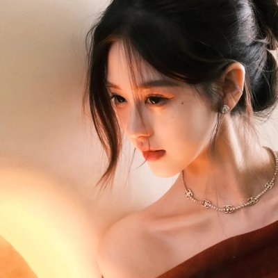 雪色红颜